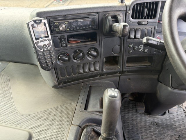BJ11LWX_13
