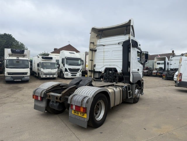 DK61YOF_6