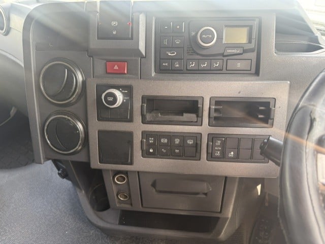 FX64AFU_12
