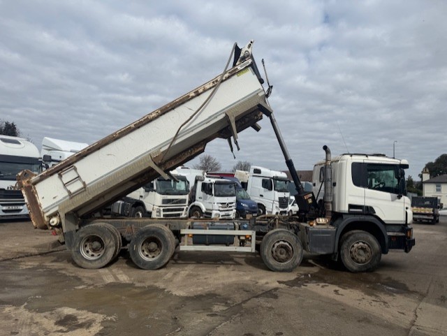 KX17RVN_14