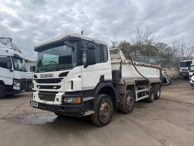 KX17RVN_3