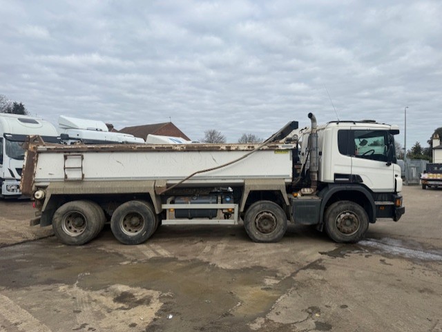 KX17RVN_7