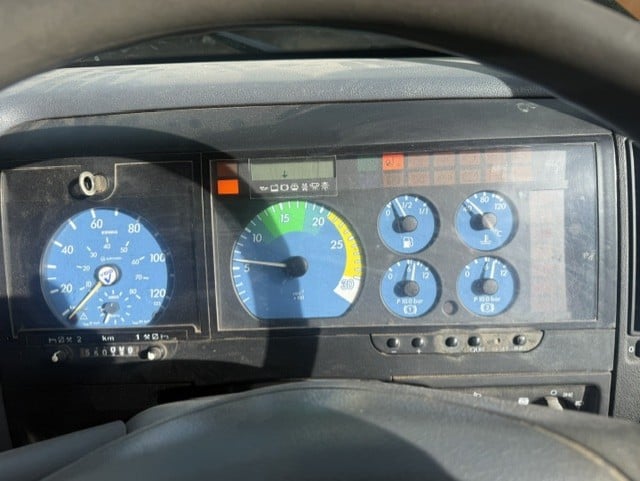 X953HFU_16
