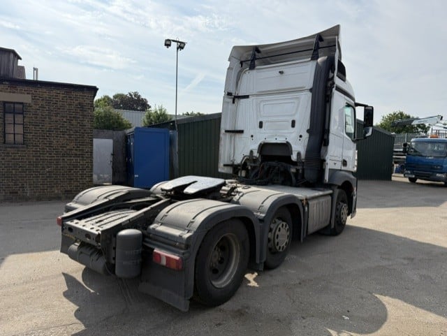YM17NAA_6